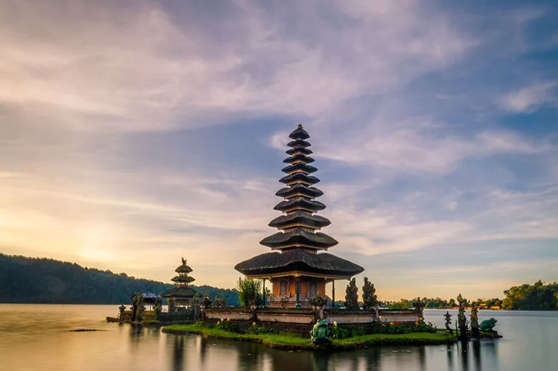 Pura Ulun Danu Bratan Temple Bali