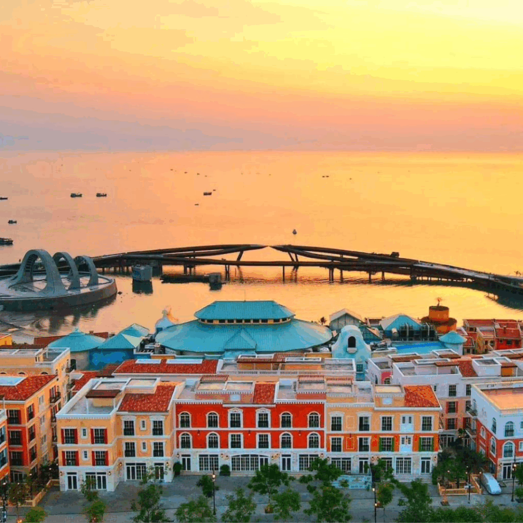Sunset Town Phu Quoc