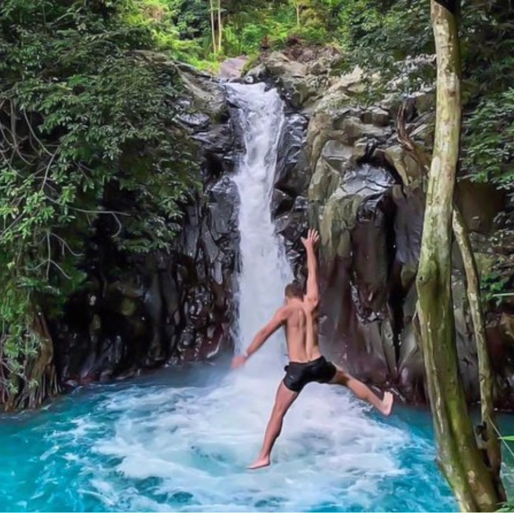 Aling Aling Waterballs Bali