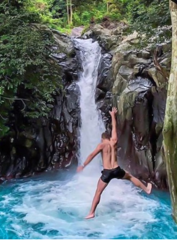 Aling Aling Waterballs Bali