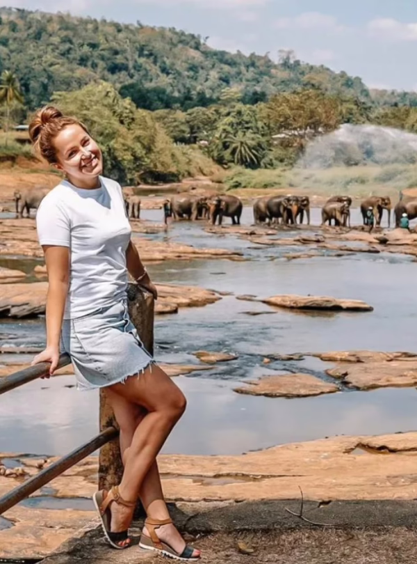 Tourist visiting Pinnawala Elephant Orphanage