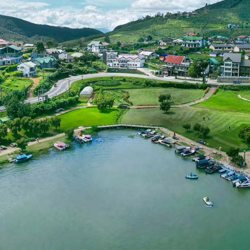 Gegory Lake in Nuwara Eliya, Sri Lanka